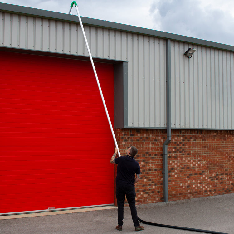 80L Wet & Dry Vacuum With Gutter Vacuum Poles & 5m Hose